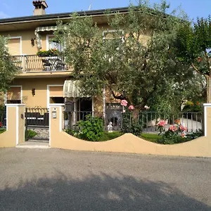 https://casa-patty-sirmione.it-lombardy.com
